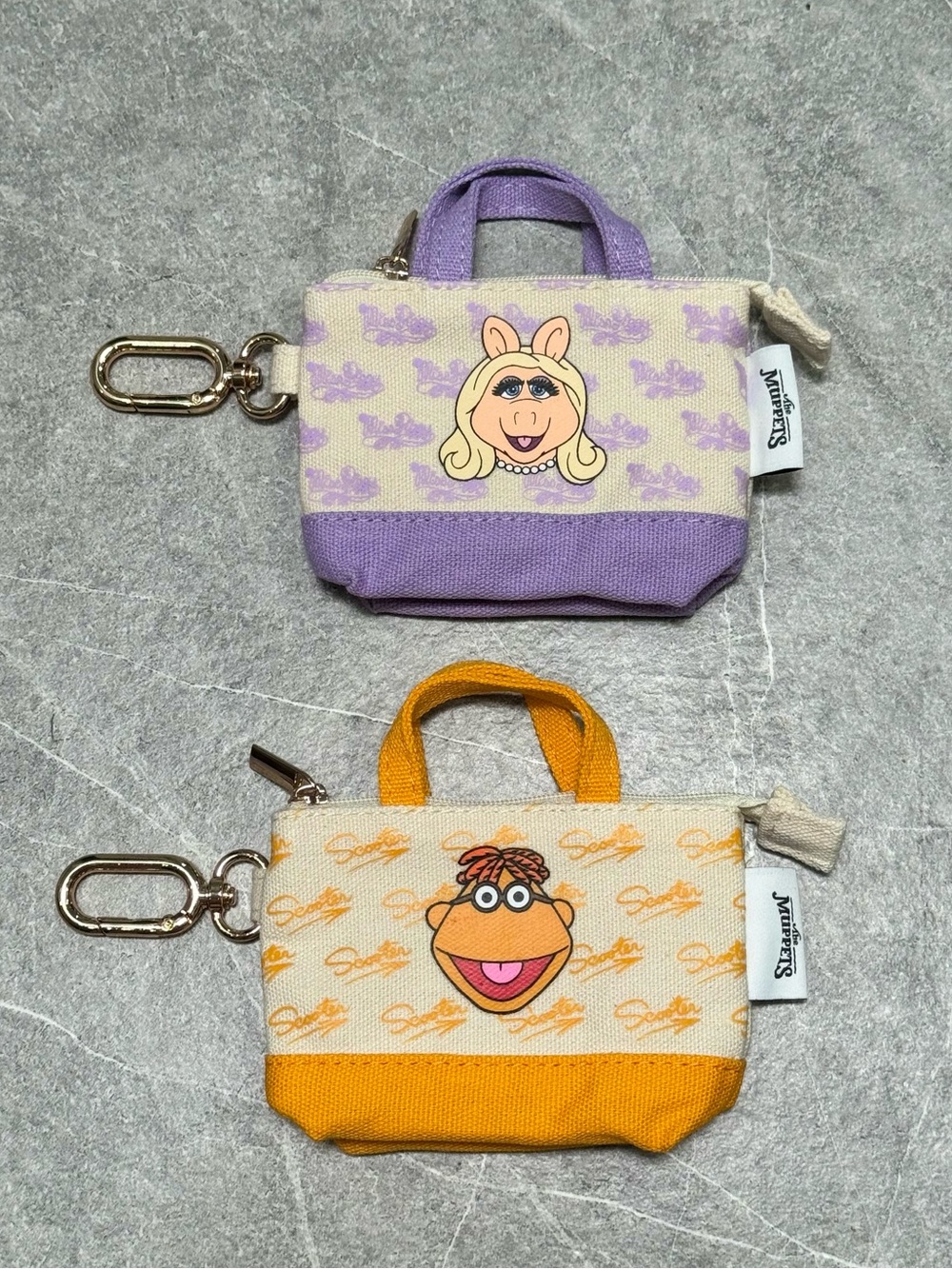 Disney D23 2026 MOG Glendale Muppets Mini Tote Bag Charms Scooter & Miss Piggy
